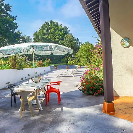 Holiday home Holiday Lahanchipia Saint-Pierre-d'Irube